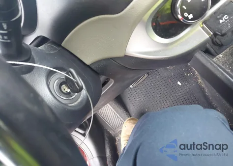 2014 Kia Rio Ex z USA, uszkodzony, nr VIN KNADN5A35E6352372